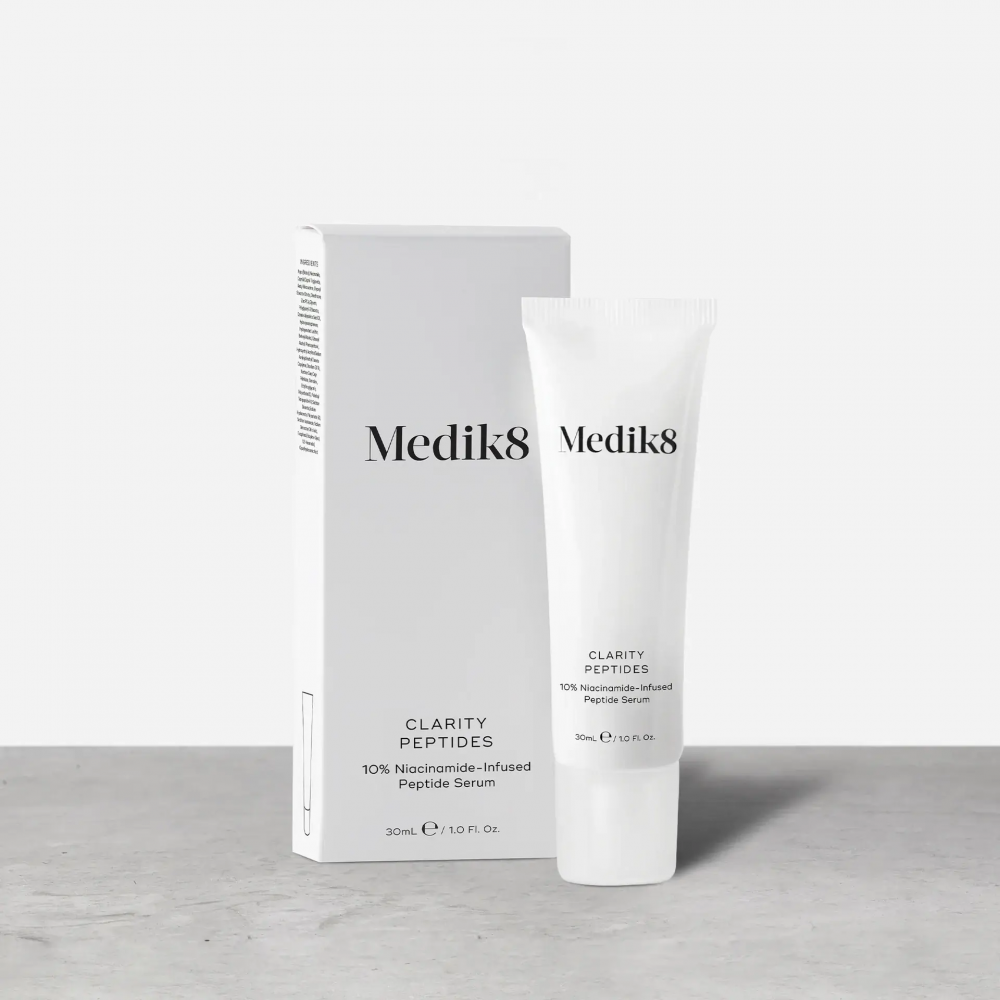 Пептидна сироватка з 10% ніацинаміду - Medik8 Clarity peptides фото 4