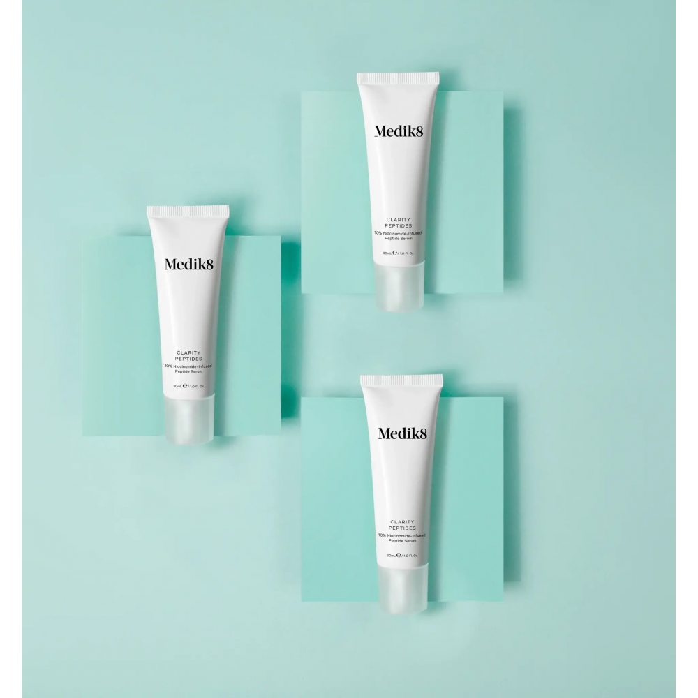 Пептидна сироватка з 10% ніацинаміду - Medik8 Clarity peptides фото 6