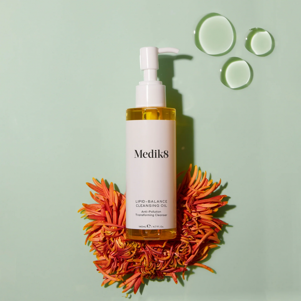 Очищаюче масло для обличчя - Medik8 Lipid-balance cleansing oil фото 4