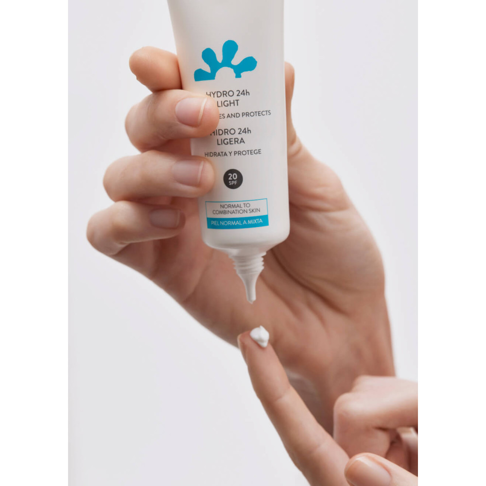 Легкий крем для обличчя "24 години зволоження" з SPF20 - Babe Laboratorios Hydro 24h Light Texture SPF 20 Cream фото 3