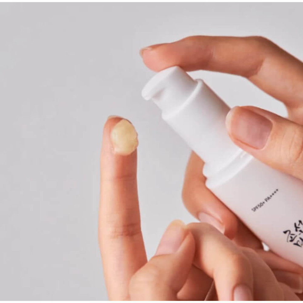 Солнцезащитный увлажняющий серум с экстрактом женьшеня SPF 50 +PA++++ - Beauty Of Joseon Ginseng Moist Sun Serum фото 4