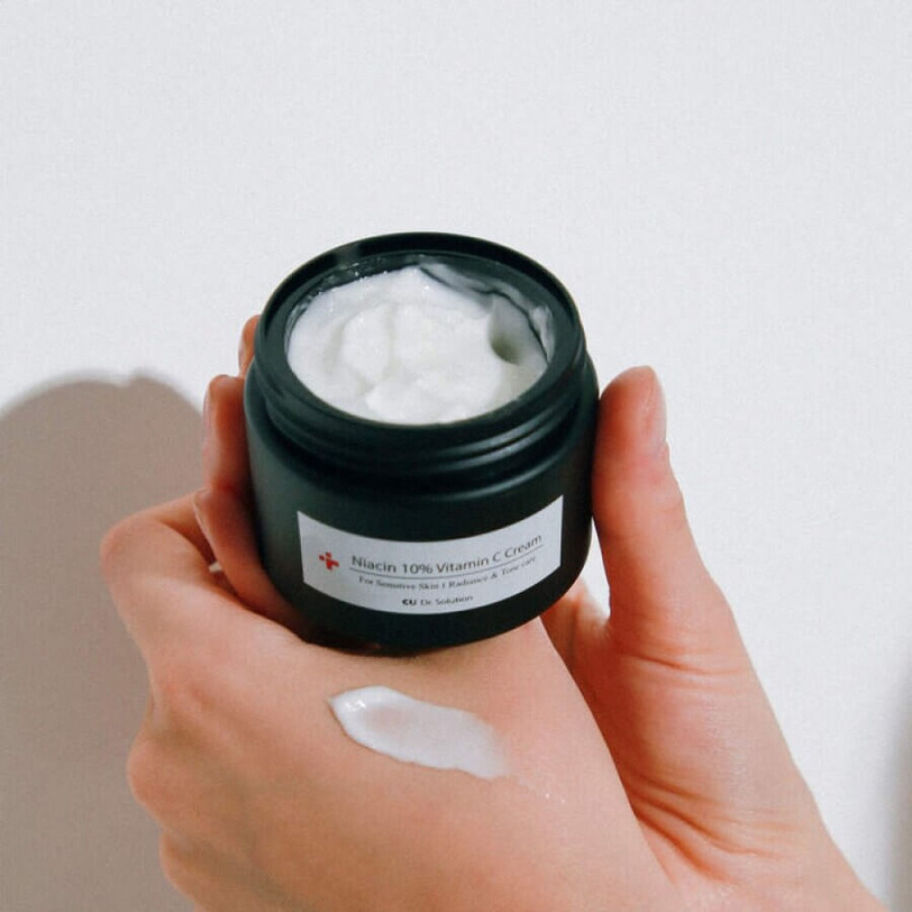 Осветляющий антиоксидантный крем с ниацинамидом 10% и витамином C - Cuskin Dr.Solution Niacin 10% Vitamin C Cream фото 2