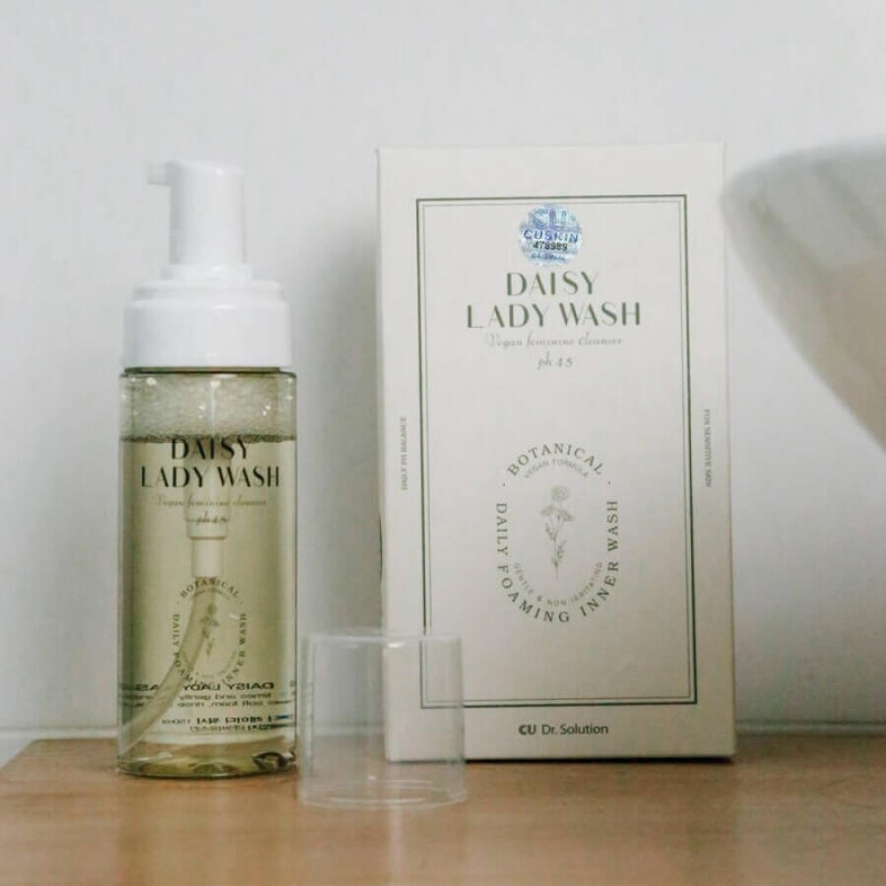 Веганская пенка для интимной гигиены с запасным блоком - CUskin DR.Solution Daisy Lady Wash 150 мл+150 мл фото 3