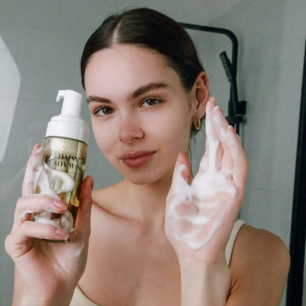 Веганская пенка для интимной гигиены с запасным блоком - CUskin DR.Solution Daisy Lady Wash 150 мл+150 мл фото 2
