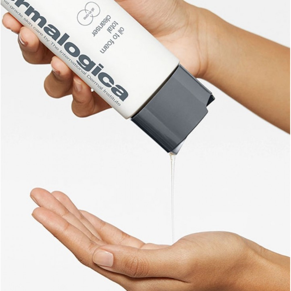 Гелево-масляный очиститель для лица - Dermalogica Oil to Foam Total Cleanser фото 5