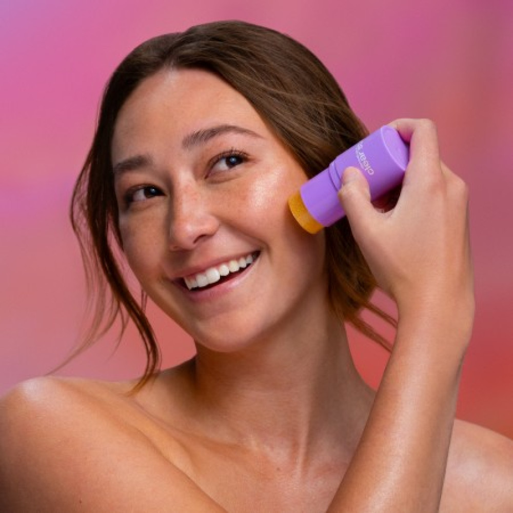 Сонцезахисний зволожуючий стік із ефектом сяйва SPF30 - Dermalogica Golden Hour Hydrating Stick SPF30 фото 4