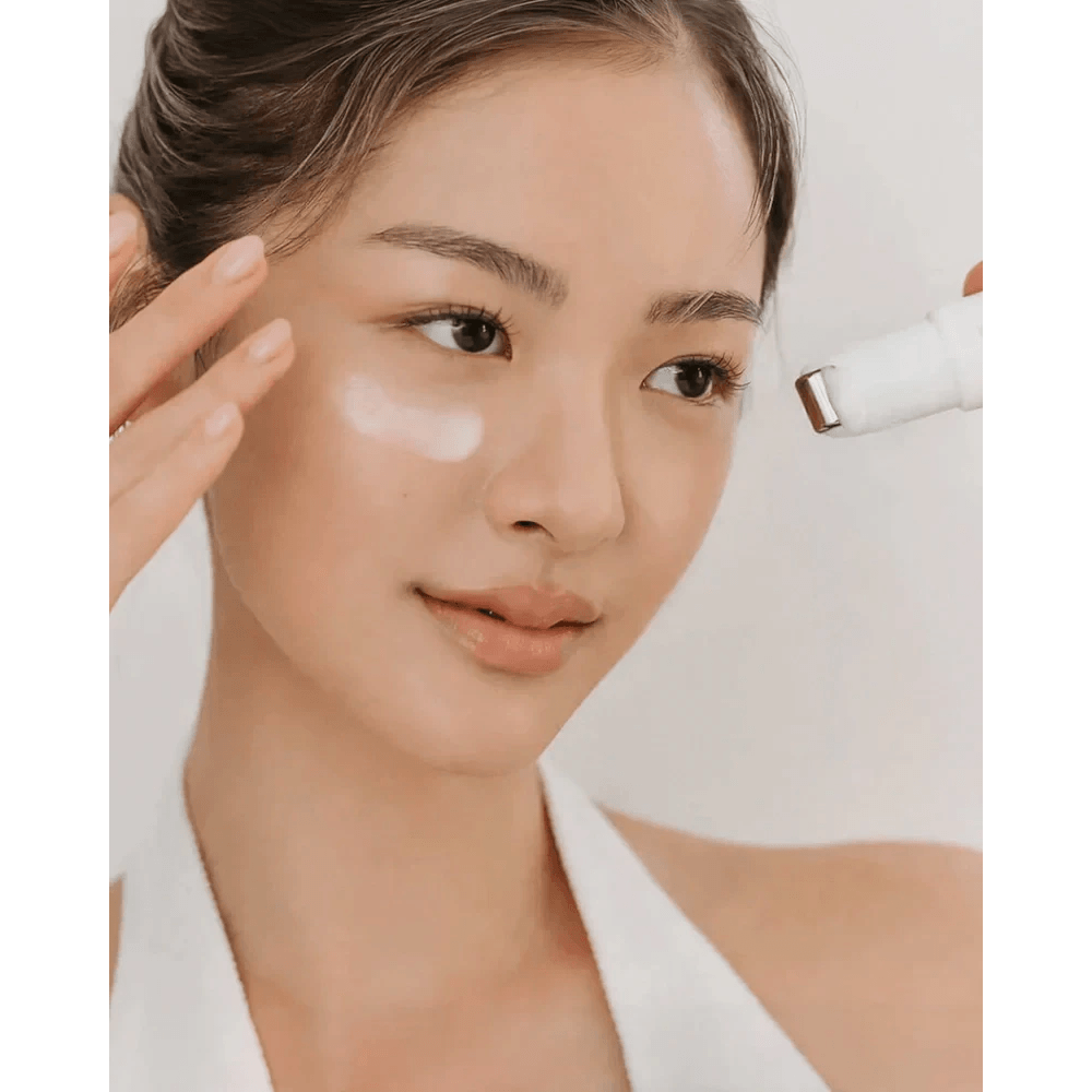 Сыворотка-роллер для век с ретинолом - Dr. Althea Retinol Flat Iron Eye Roller фото 3