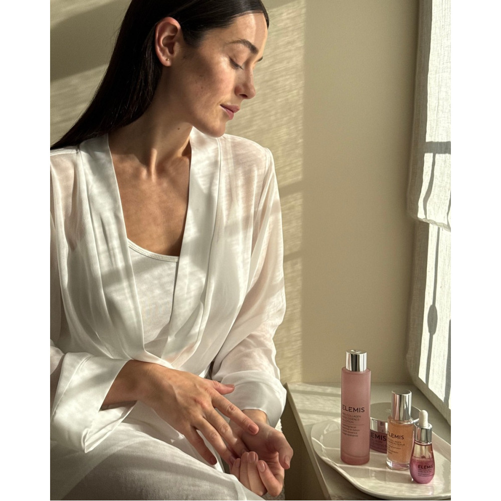 Зволожуюча есенція-лосьйон Про-Колаген з екстрактом троянди - Elemis Pro-Collagen Rose Essence-In-Lotion фото 3