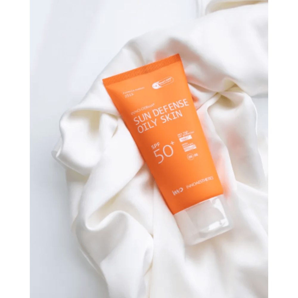 Солнцезащитный матирующий крем для жирной кожи - Innoaesthetics Sun Defense Oily Skin SPF 50 фото 2