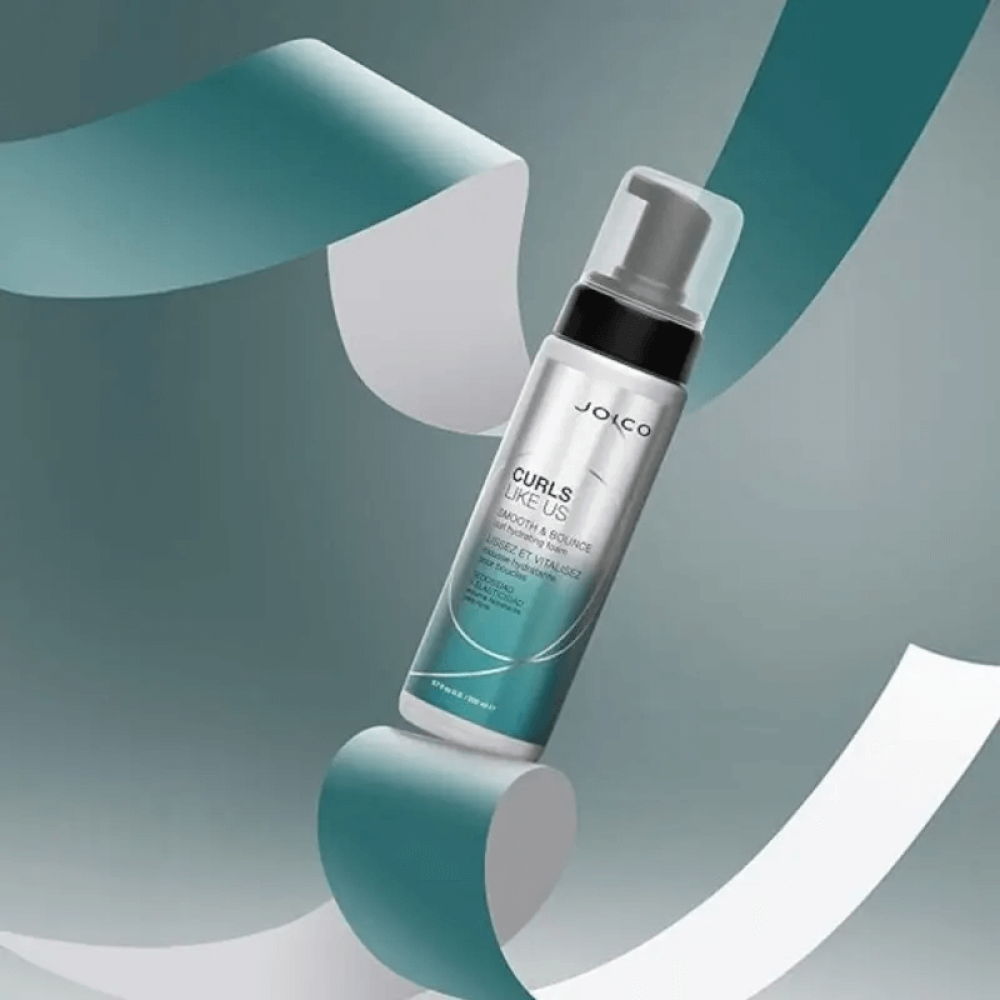 Увлажняющая пена для упругих локонов - Joico Curls Like Us Smooth & Bounce Curl Hydrating Foam  фото 3