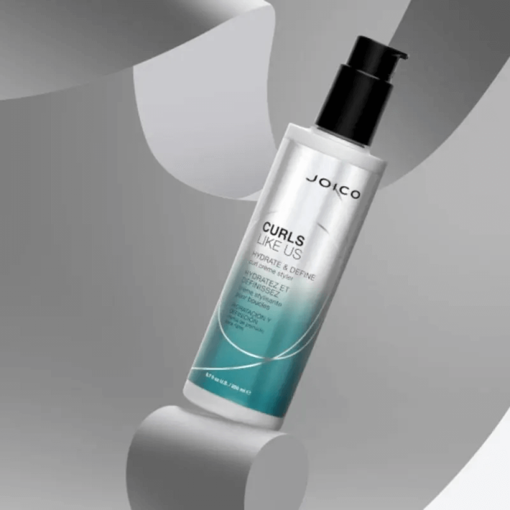 Увлажняющий и формирующий крем-стайлер для завивки локонов - Joico Curls Like Us Hydrate & Define Curl Crème Styler фото 3