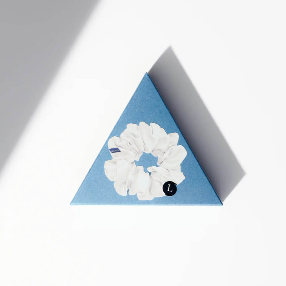 Шовкова резинка для волосся молочна - MOLODO Silk Scrunchie Large Off White фото 2
