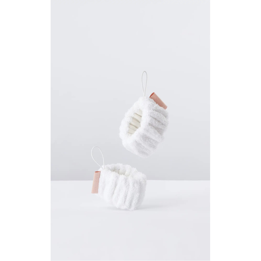 Белые мягкие браслеты для умывания - MON MOU Soft Hands Bands White фото 2