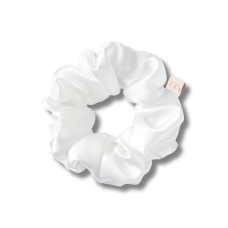 Объемная резинка для волос белая - MON MOU Silk Large Scrunchie White 