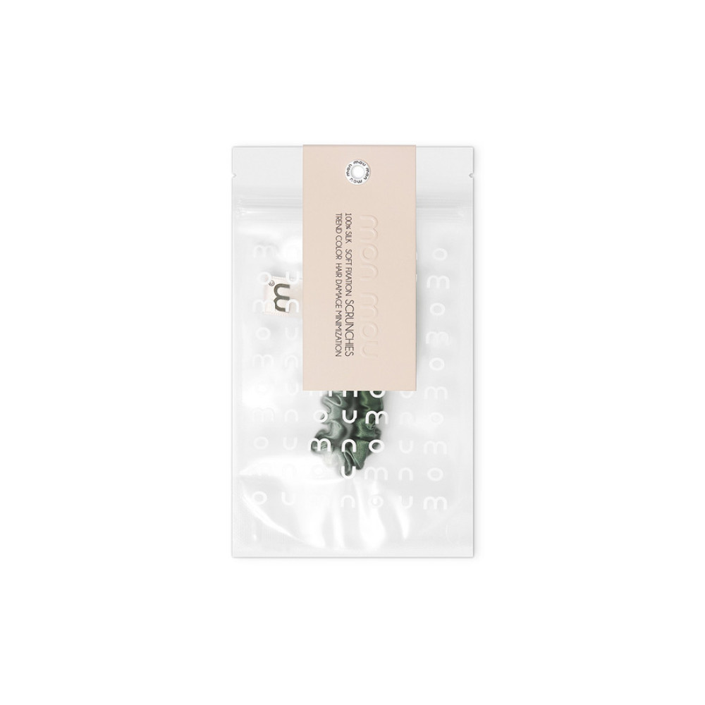 Тонкая резинка для волос оливковая - MON MOU Silk Slim Scrunchie Olive фото 2