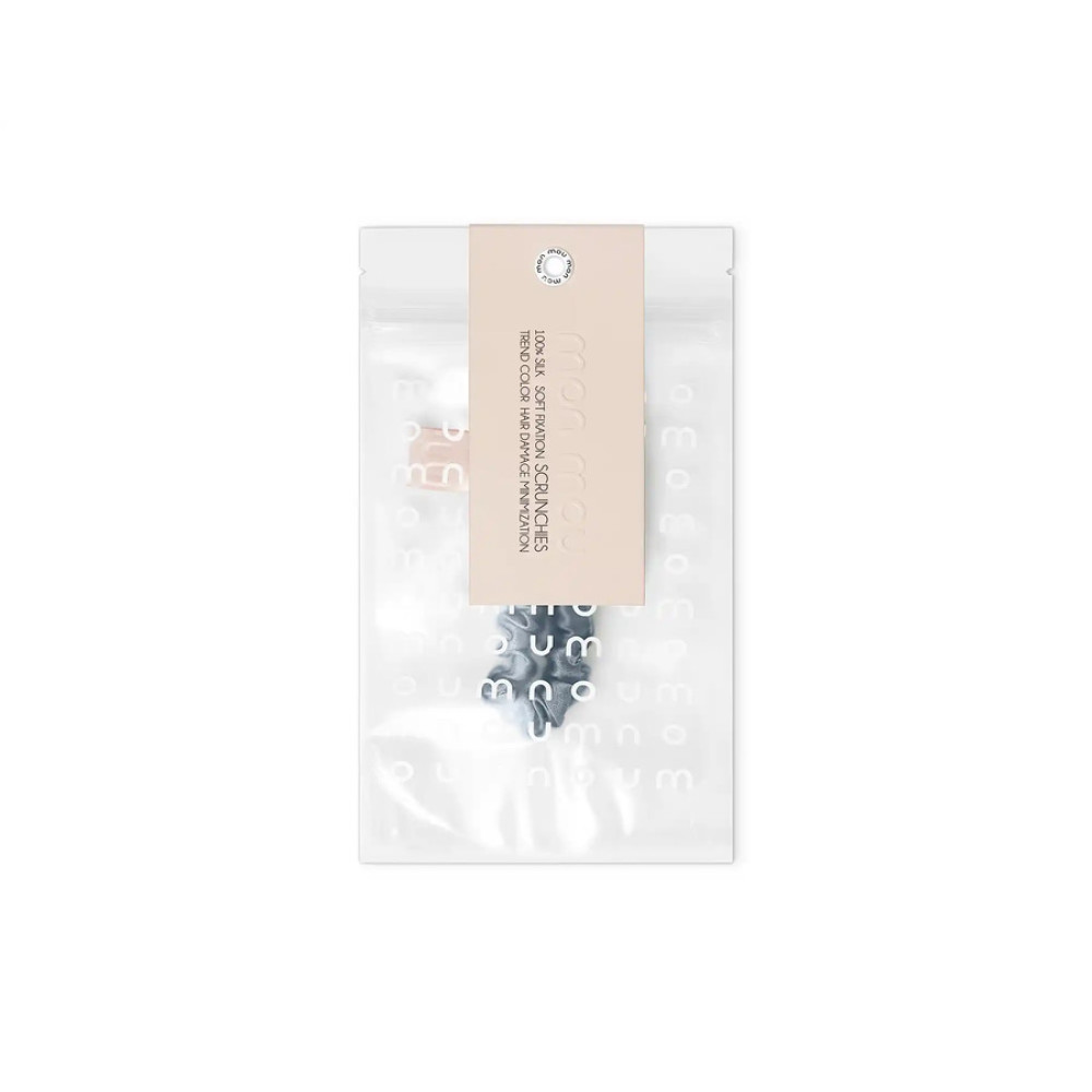 Тонка резинка для волосся сіро-блакитна  - MON MOU Silk Slim Scrunchie Gray Blue фото 2