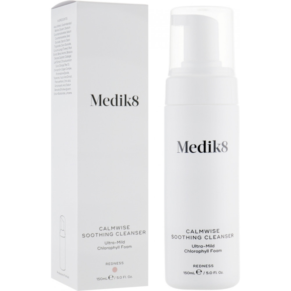 Очищающая пенка для чувствительной кожи - Medik8 Calmwise soothing cleanser фото