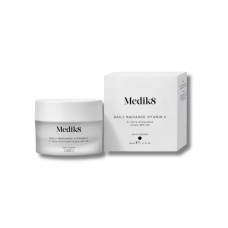 Дневной крем с витамином С и SPF30 - Medik8 Daily radiance vitamin C 