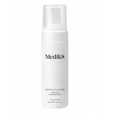Очищающая пенка для всех типов кожи - Medik8 Gentle cleanse 