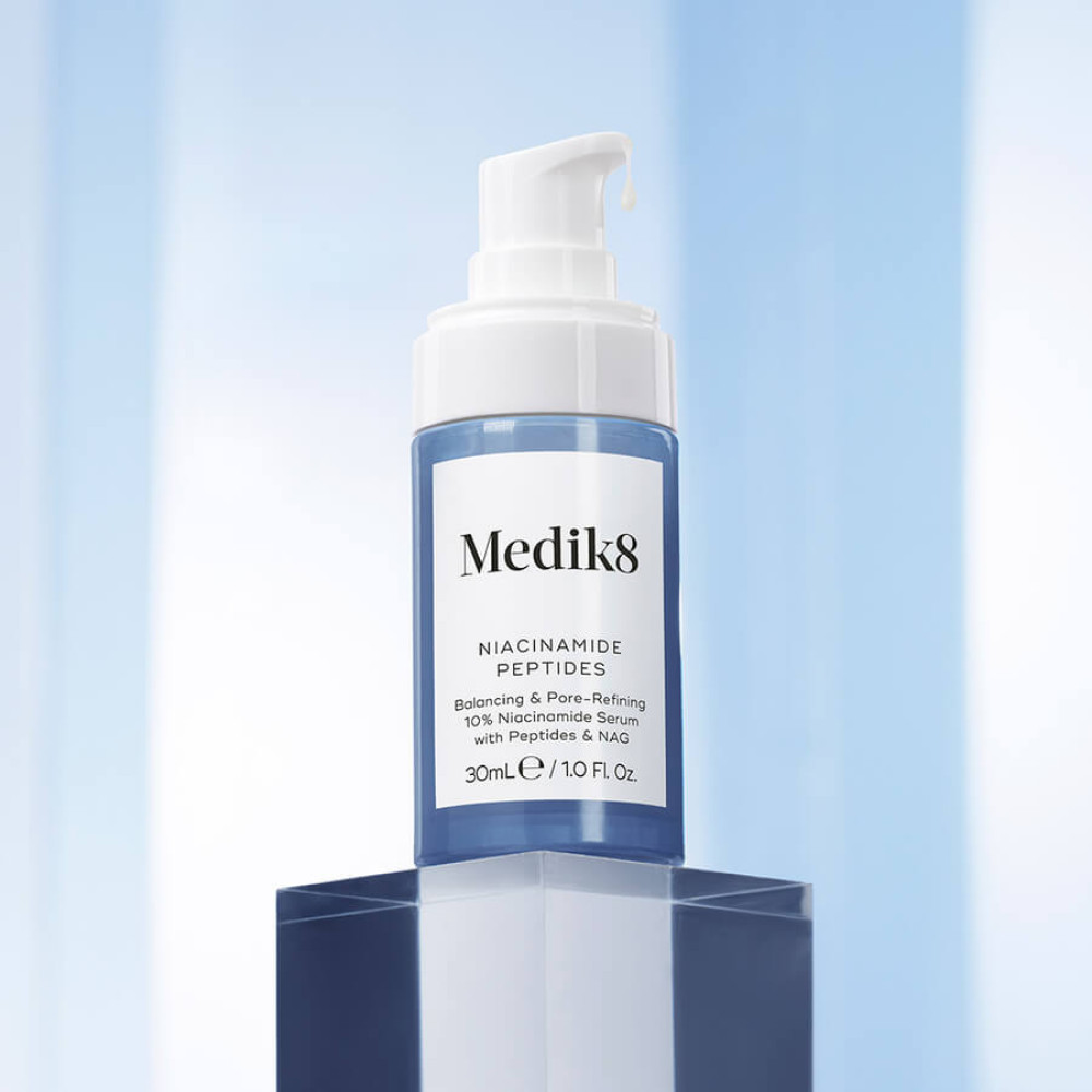 Пептидна сироватка з 10% ніацинаміду - Medik8 Niacinamide Peptides Serum фото 3