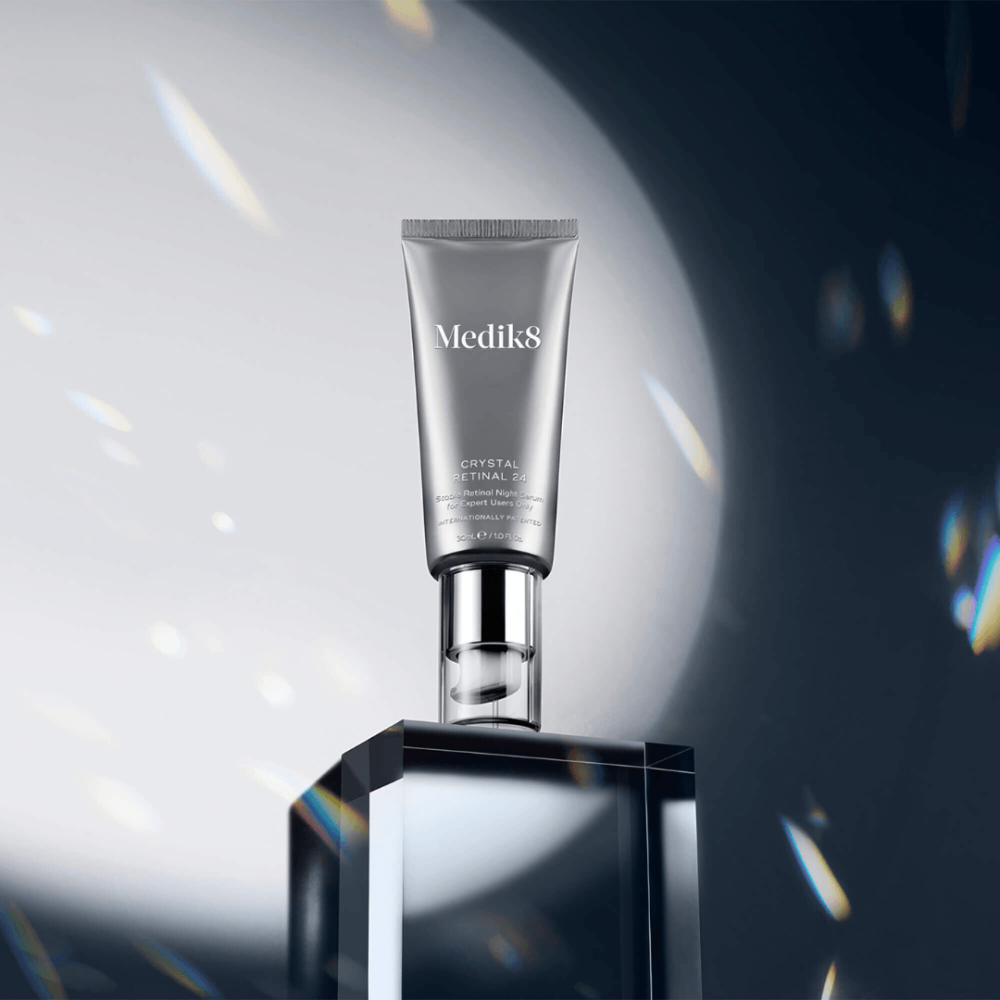 Мощный ночной дуэт для комплексного омоложения - Medik8 Crystal Retinal + Advanced Night Restore Kit фото 2