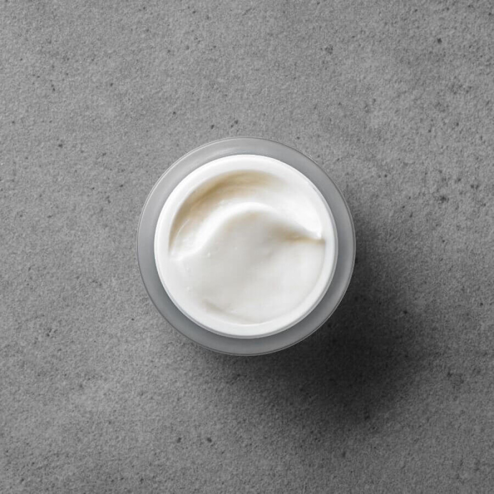 Разглаживающий ночной крем с ретинолом - Medik8 Intelligent Retinol Smoothing Night Cream фото 4