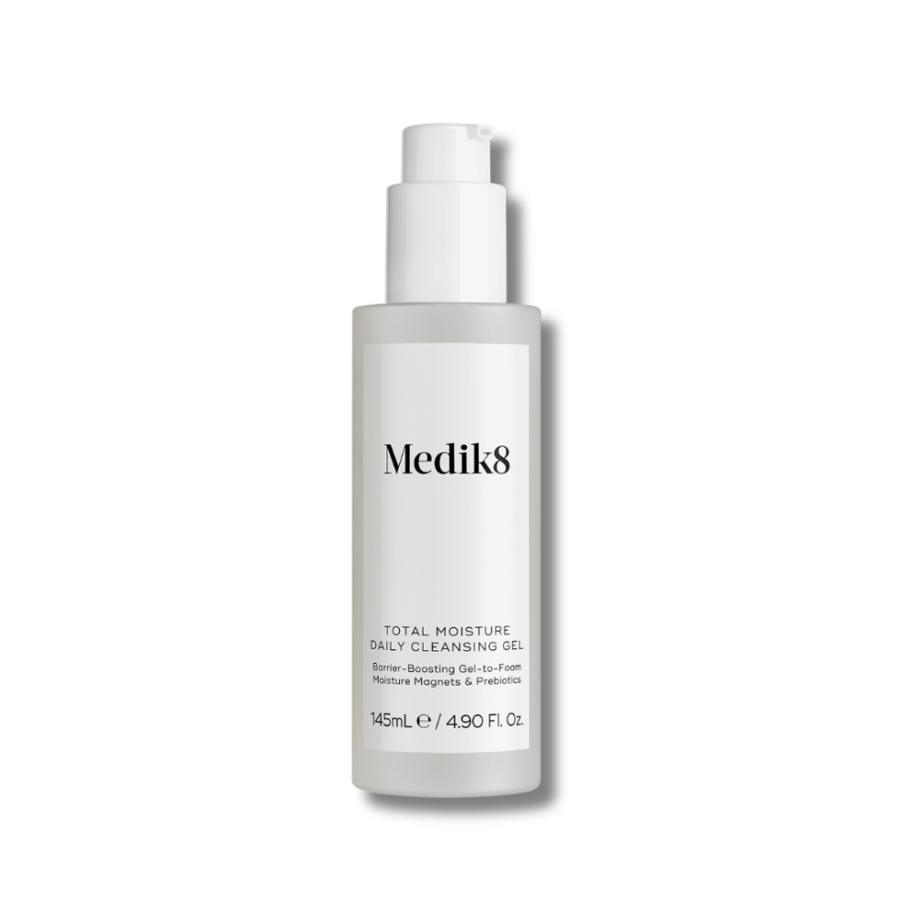 Зволожуючий гель для вмивання - Medik8 Total Moisture Daily Cleansing Gel фото