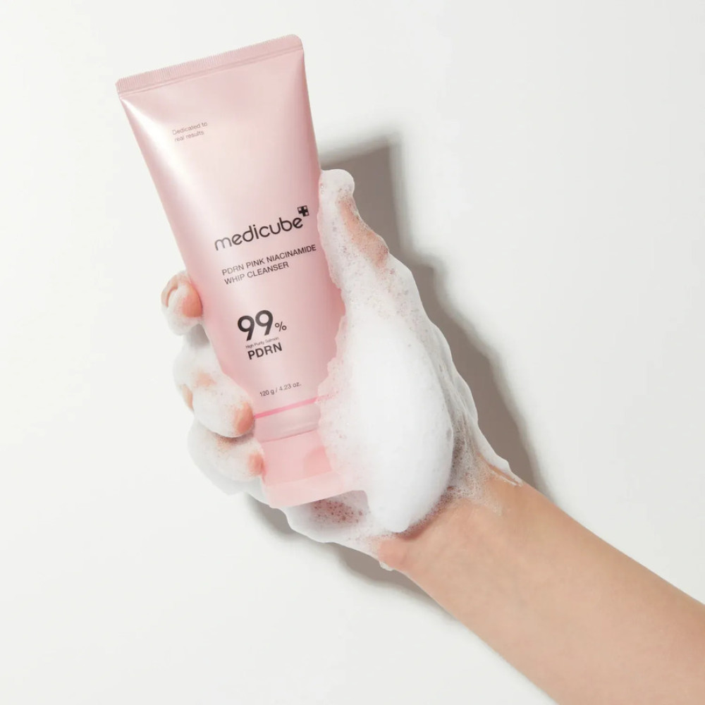 Очищувальна пінка з полінуклеотидами та ніацинамідом - Medicube PDRN Pink Niacinamide Whip Cleanser фото 4