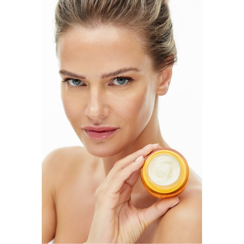 Антиоксидантний крем з 20% вітаміном С (THD) - Melume Super C-Cream фото 4