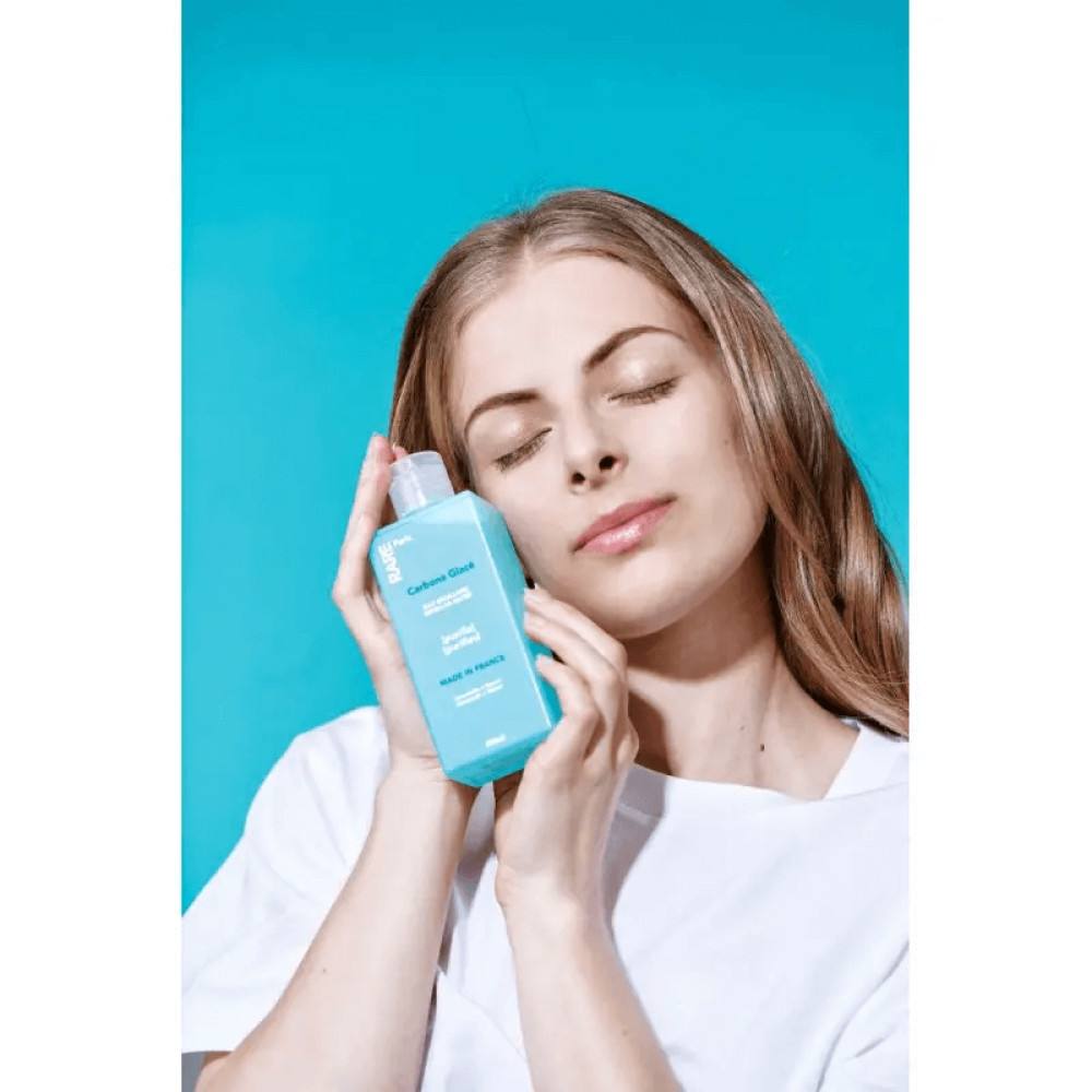 Міцелярна вода з гамамелісом та екстрактом мальви - Rare Paris Carbone Glacé Purifying Micellar Water  фото 2