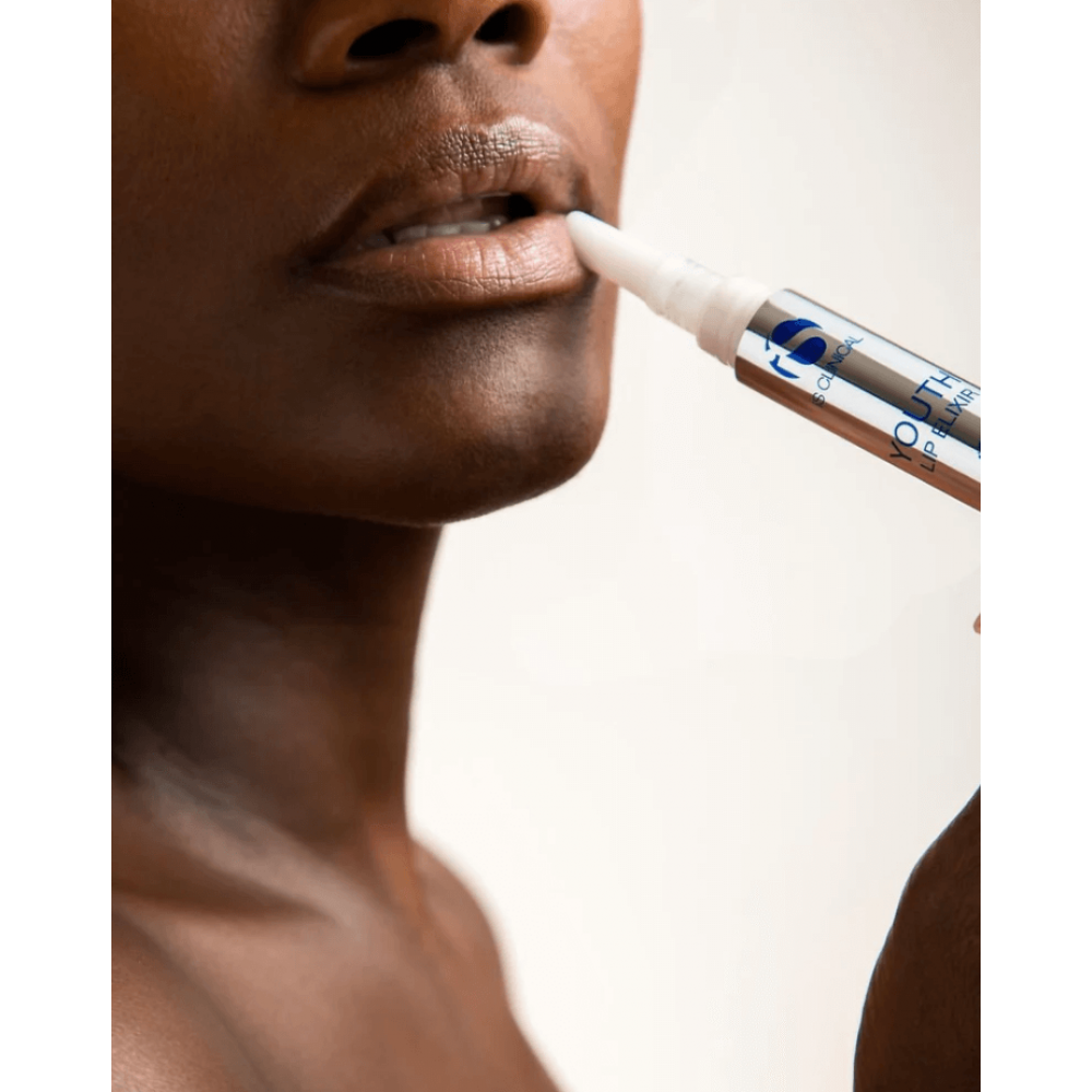 Омолаживающий эликсир для губ - iS Clinical Youth Lip Elixir фото 4