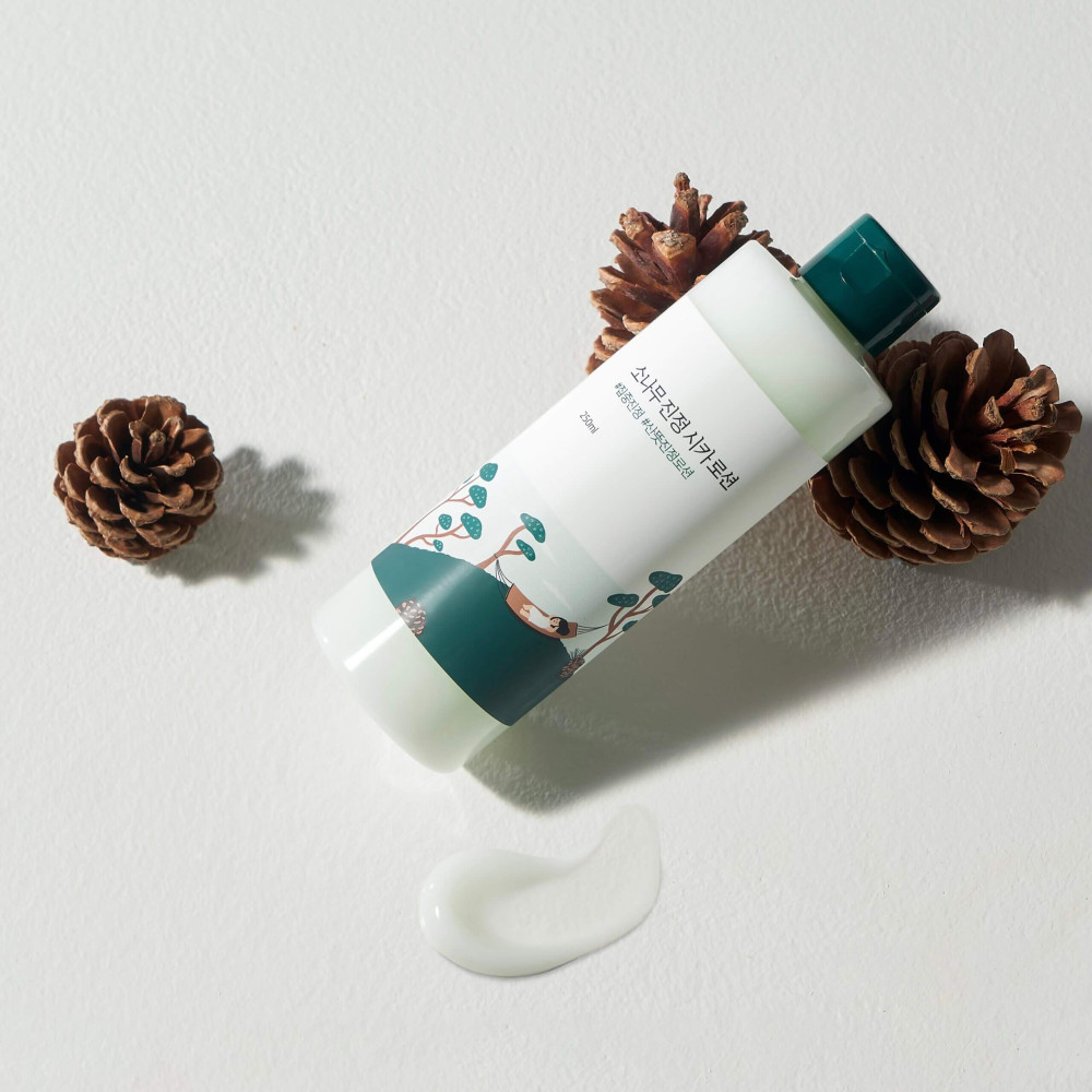 Успокаивающий лосьон с экстрактом иголок сосны - Round Lab Pine Calming Cica Lotion фото 2
