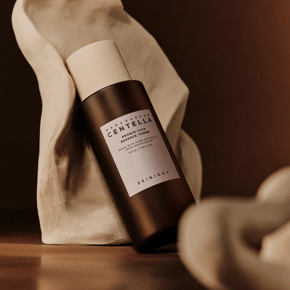 Тонер-есенція для обличчя з пробіотиками - Skin 1004 Madagascar Centella Probio-Cica Essence Toner фото 3