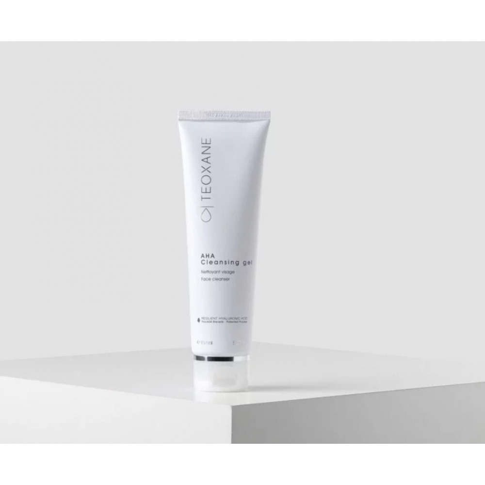 Очищаючий гель для вмивання з фруктовими кислотами - Teoxane AHA Cleansing Gel фото 3