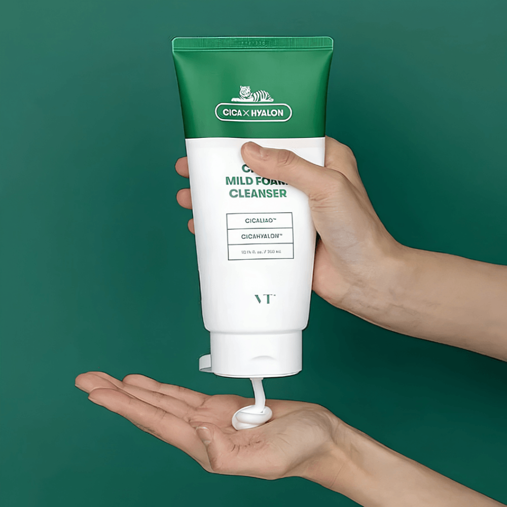 Ніжна пінка для вмивання з екстрактом азіатської центелли - VT Cosmetics Cica Mild Foam Cleanser фото 2