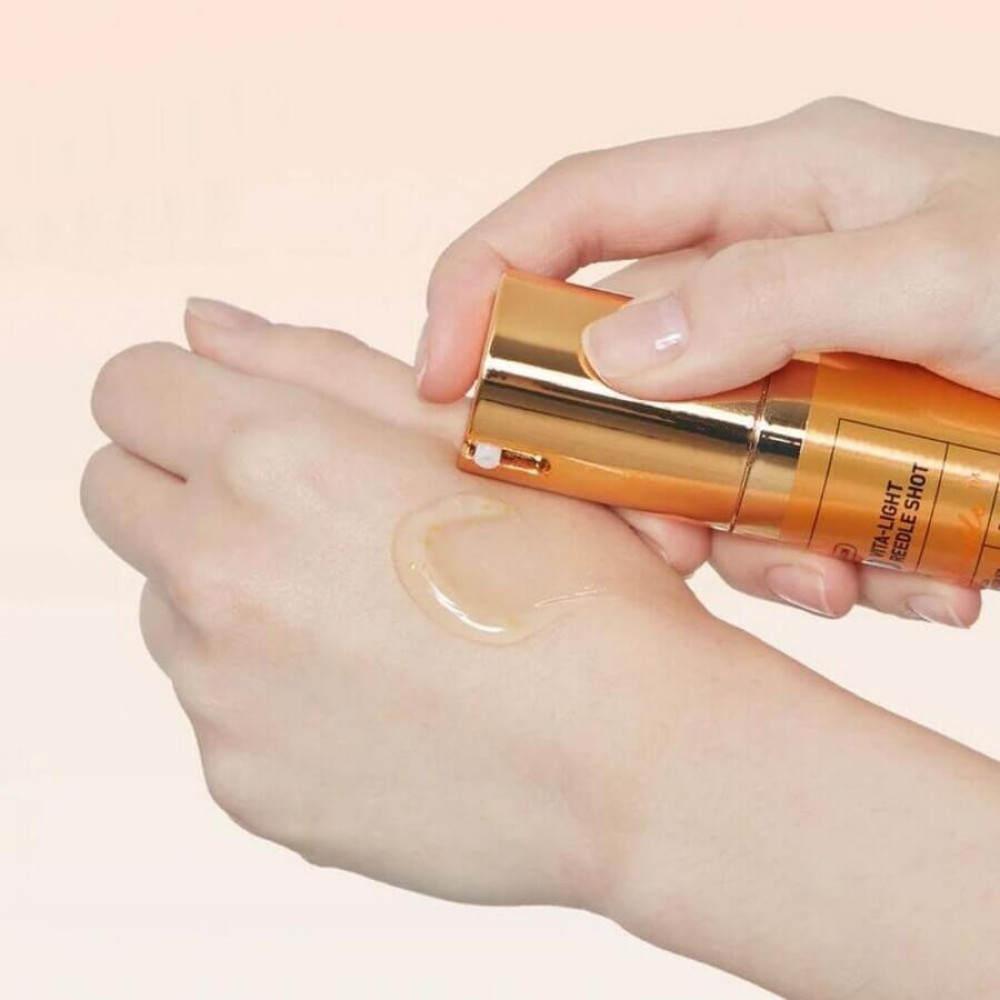 Вітамінна сироватка-бустер з мікроголками - VT Cosmetics Vita-Light Reedle Shot 300 фото 2