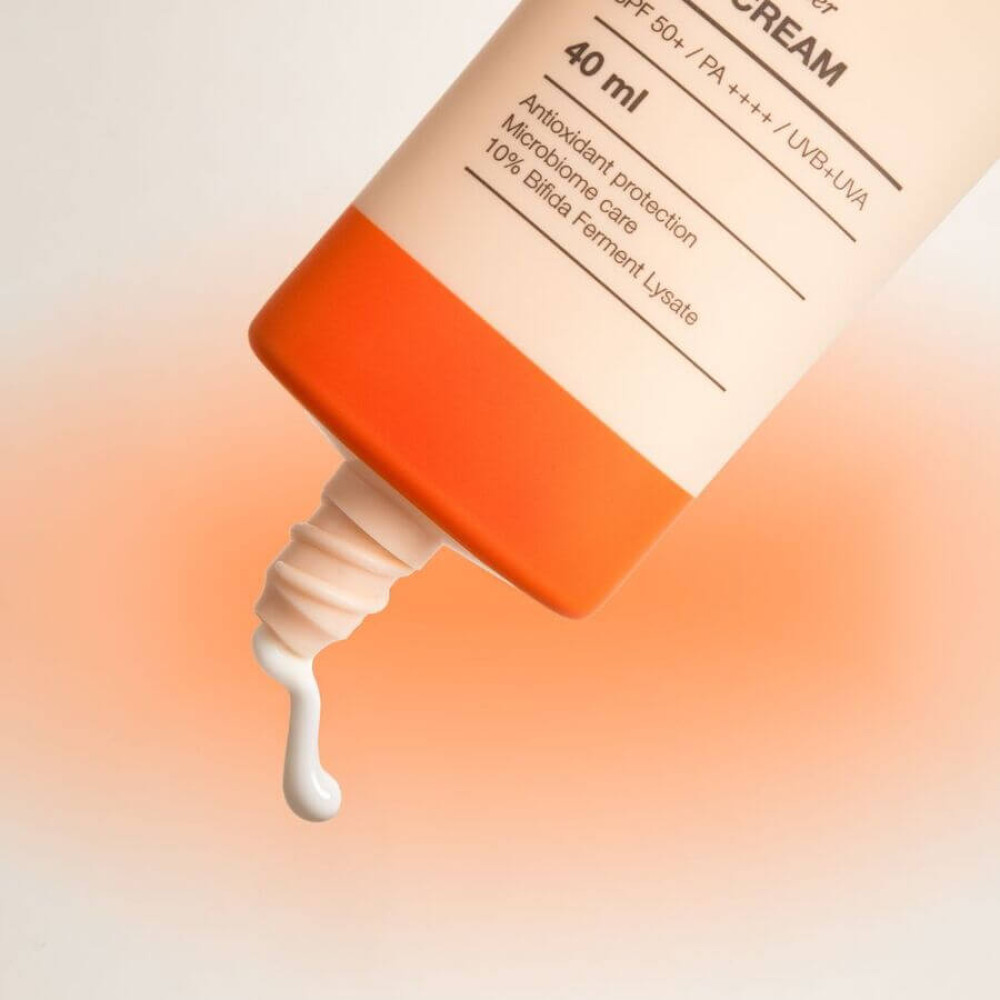 Солнцезащитный крем с антиоксидантной защитой - Who Cares Bifida Barrier Sun Cream SPF 50+ фото 3