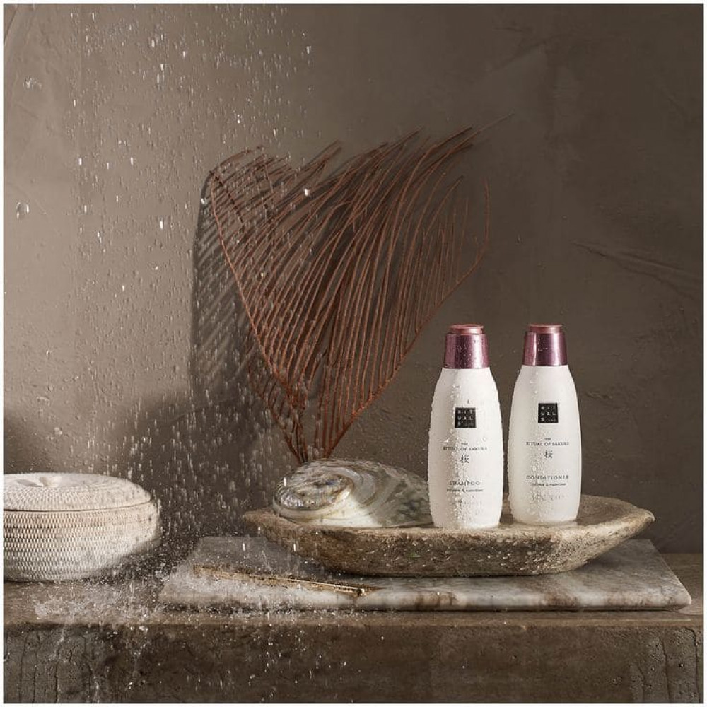 Питательный шампунь - Rituals The Ritual of Sakura Nourishing Shampoo фото 2