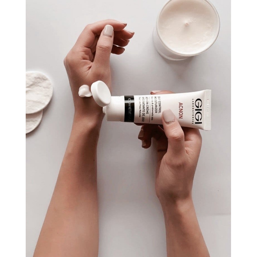 Денний зволожуючий крем для жирної та комбінованої шкіри - Gigi Acnon Day Control Moisturizer фото 3