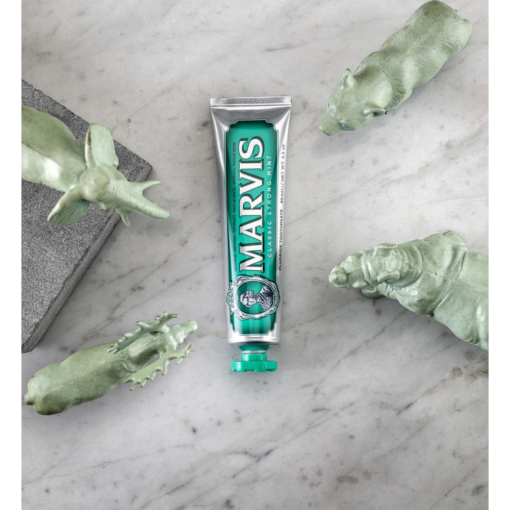 Классическая интенсивная мята зубная паста - Marvis Classic Strong Mint фото 5