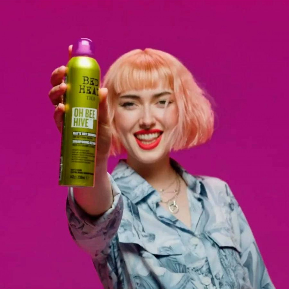 Матуючий сухий шампунь для об'єму волосся - Tigi Bed Head Oh Bee Hive Volume and Matte Dry Shampoo фото 5