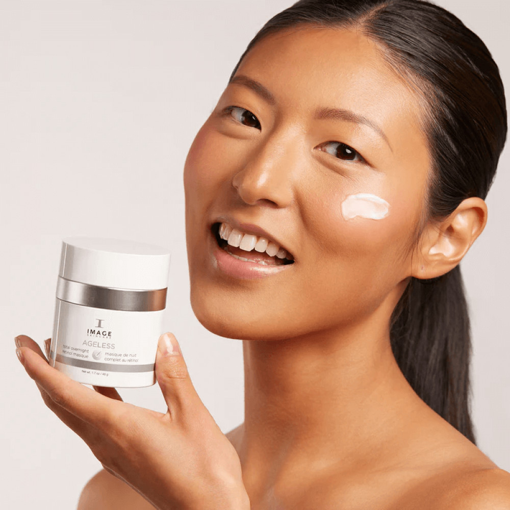 Ночная маска с ретинолом - Image Skincare Total overnight retinol masque фото 3