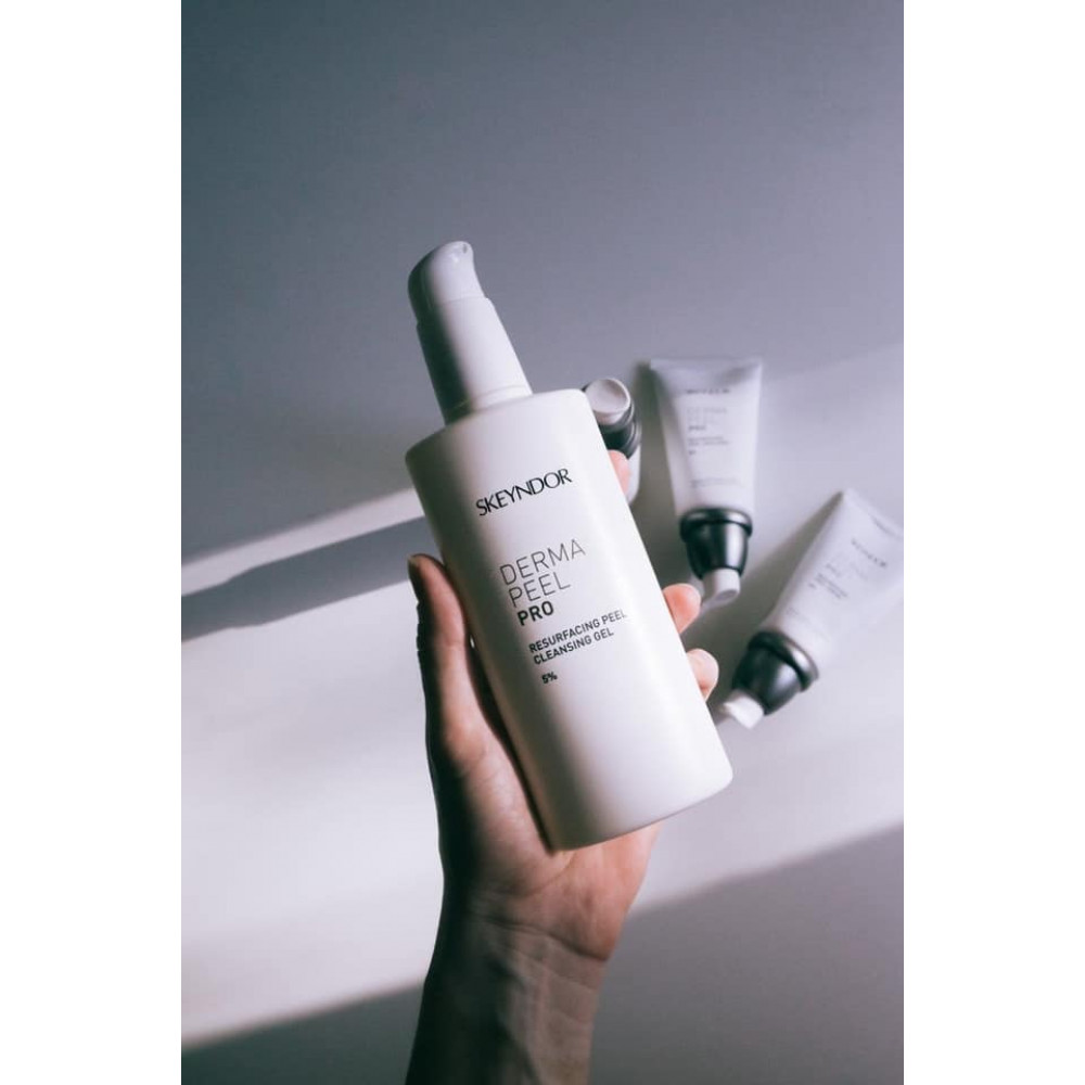 Оновлюючий гель для очищення обличчя та тіла - Skeyndor Dermapeel Pro Resurfacing Peel Cleasing Gel фото 2