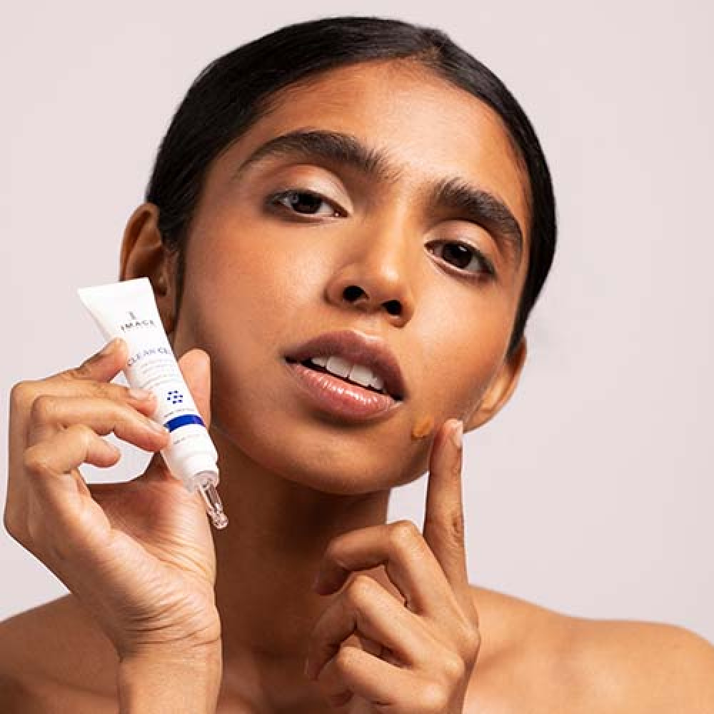 Противовоспалительное средство для локального использования - Image Skincare Clarifying Salicylic Blemish Gel фото 3
