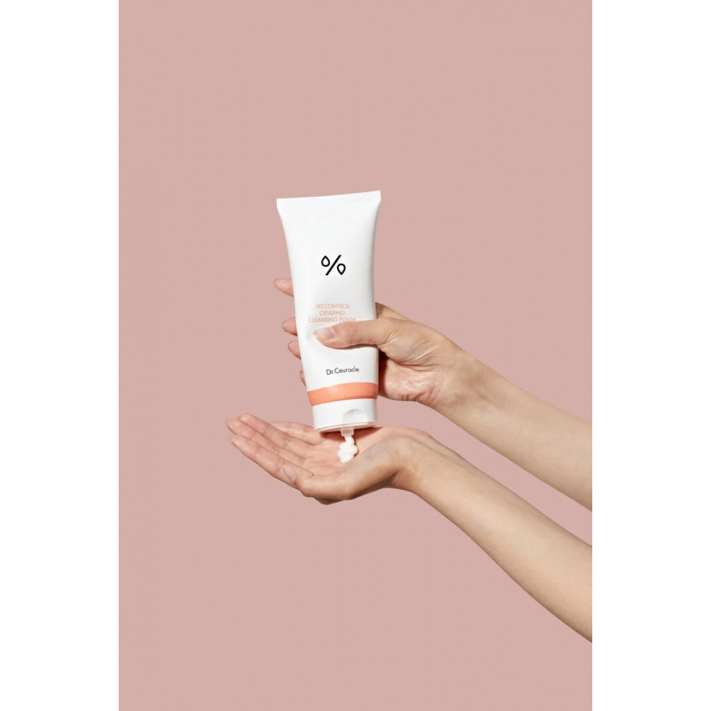Себорегулирующая пенка - Dr.Ceuracle 5α Control Clearing Cleansing Foam фото 4
