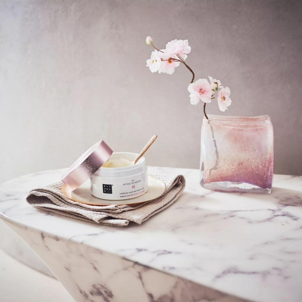 Скраб для тіла - Rituals The Ritual of Sakura Body Scrub фото 3