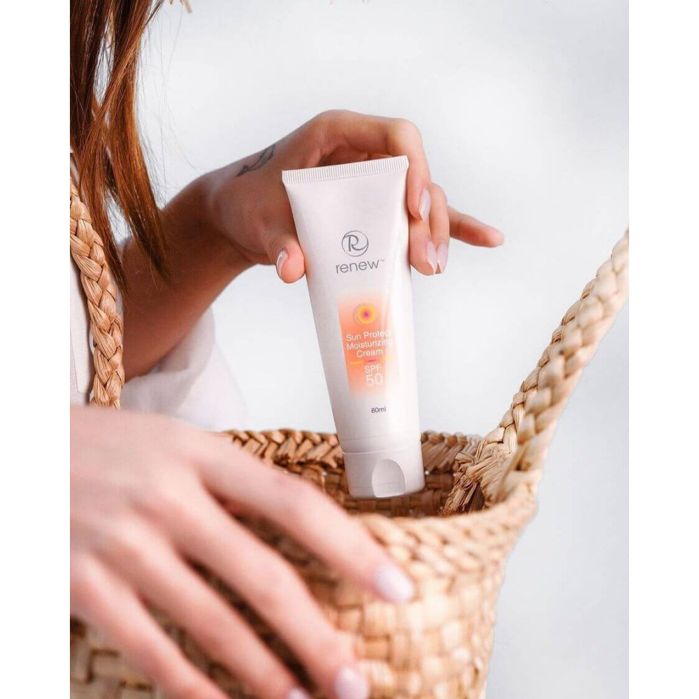 Сонцезахисний зволожуючий крем SPF-50 - Renew Sun Protect Moisturizing Cream SPF-50 фото 3