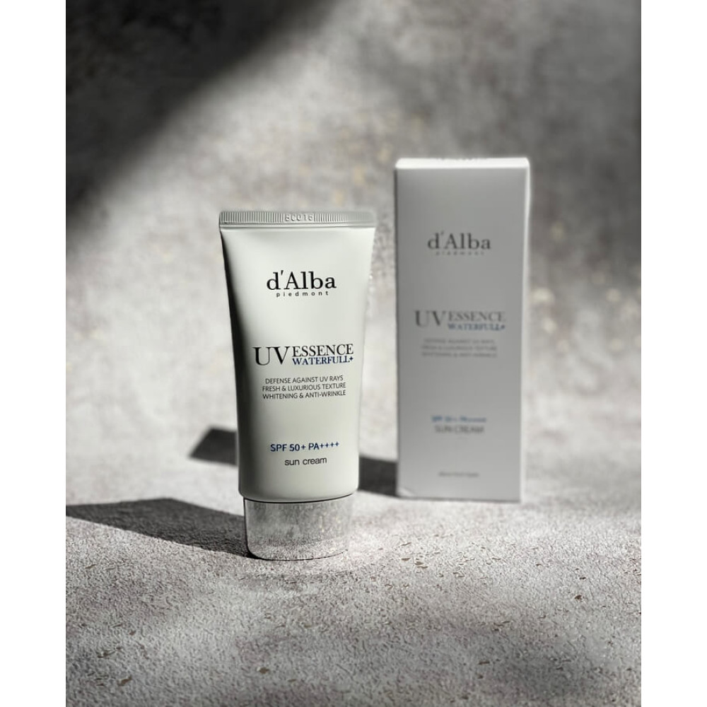 Сонцезахисна есенція-крем - D'Alba Waterfull Essence Sun Cream фото 2